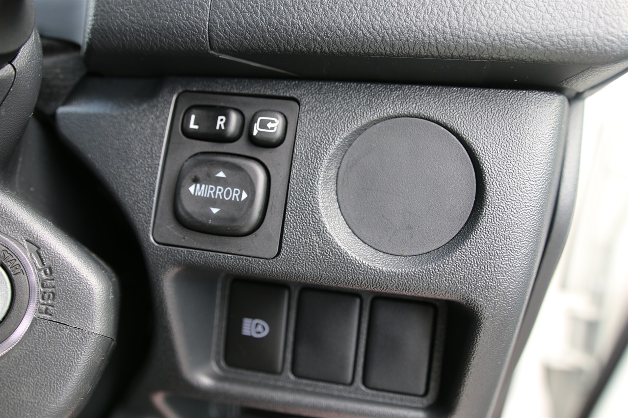 2024 Toyota HIACE