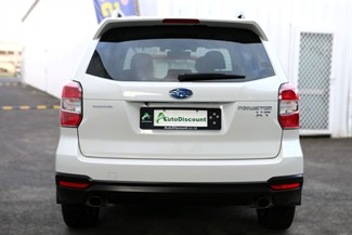 2015 Subaru Forester - Thumbnail