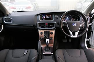 2013 Volvo V40 - Thumbnail
