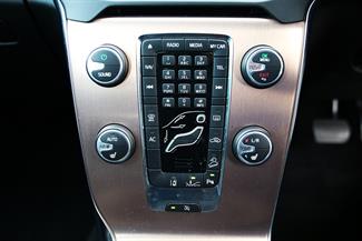 2013 Volvo V40 - Thumbnail