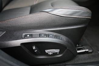 2013 Volvo V40 - Thumbnail