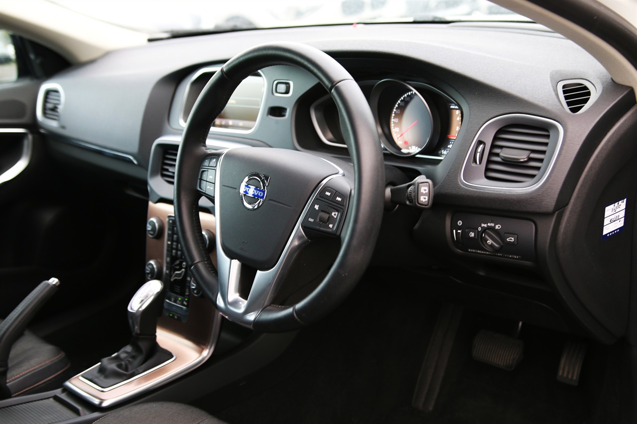 2013 Volvo V40