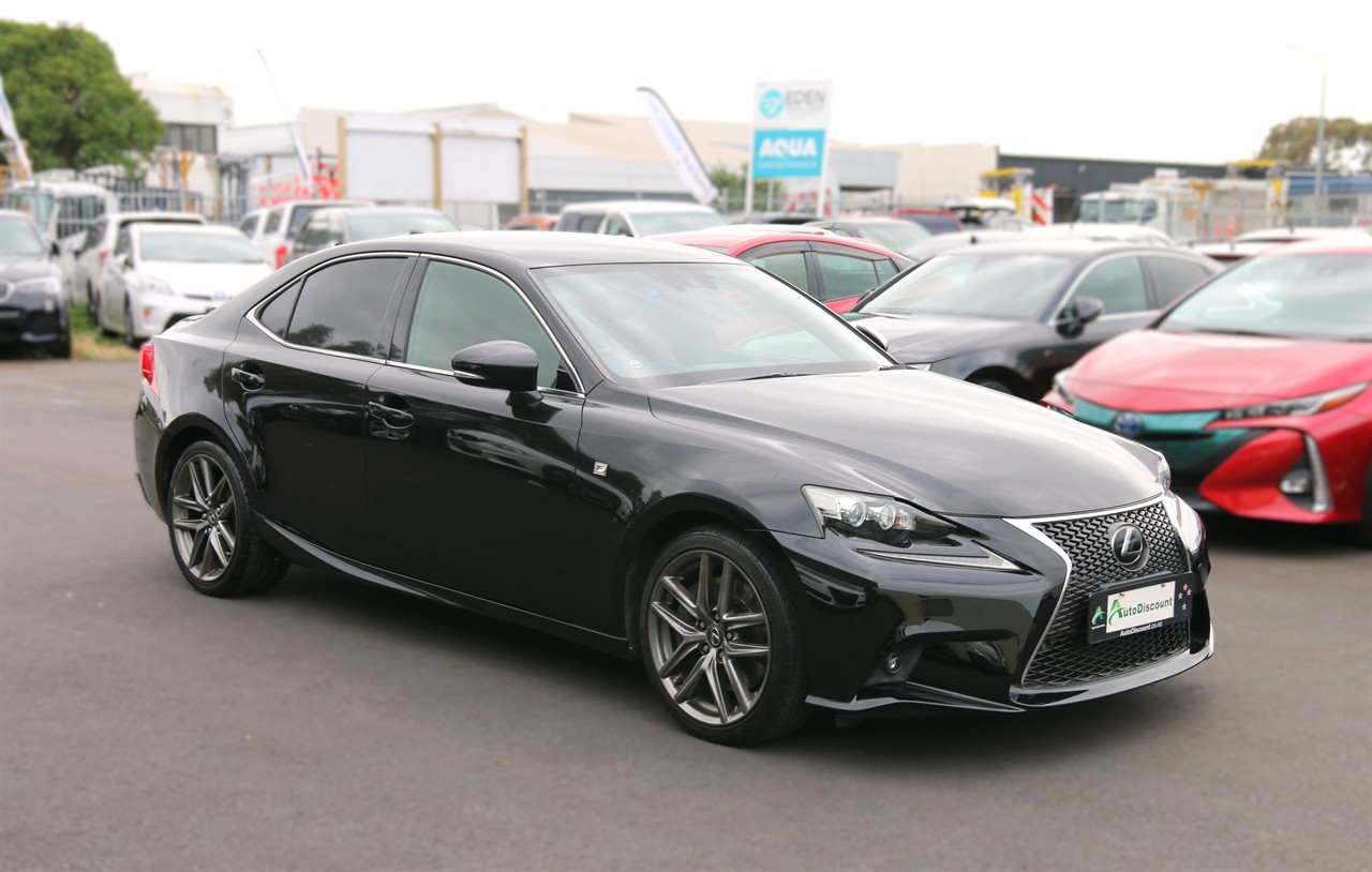 2015 Lexus IS 200t