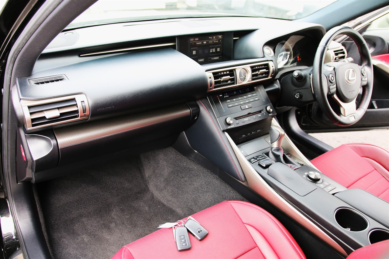 2015 Lexus IS 200t
