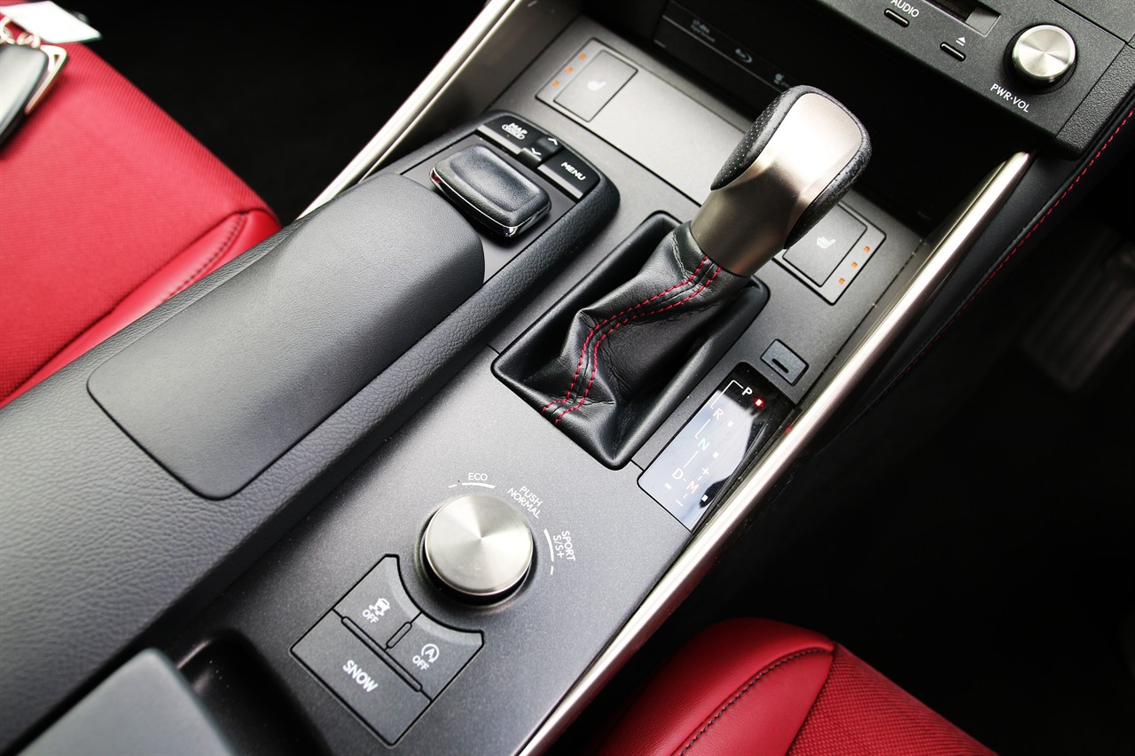 2015 Lexus IS 200t
