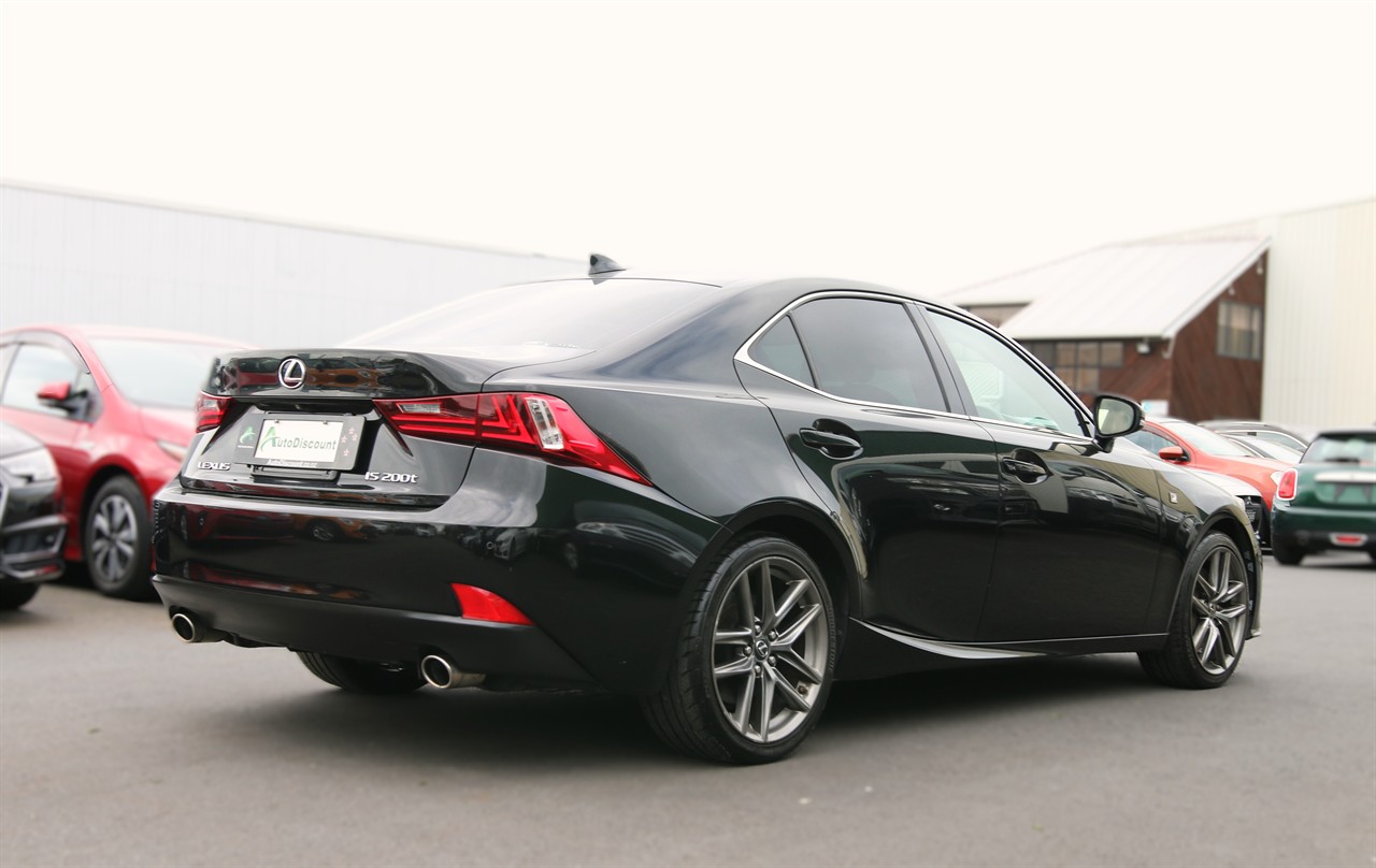 2015 Lexus IS 200t
