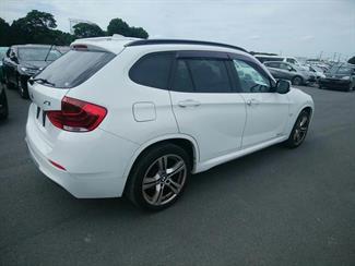 2012 BMW X1 - Thumbnail