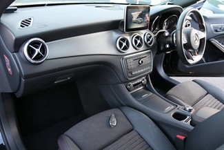 2016 Mercedes-Benz CLA250 - Thumbnail
