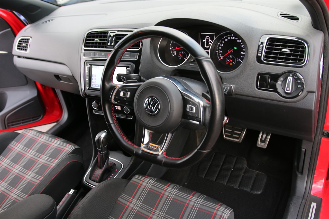 2016 Volkswagen Polo