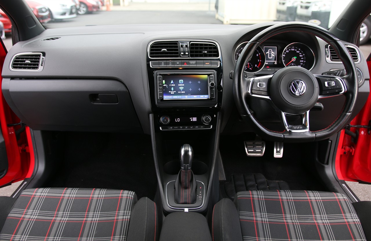 2016 Volkswagen Polo