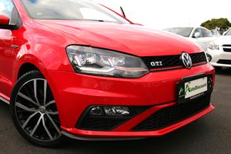 2016 Volkswagen Polo - Thumbnail