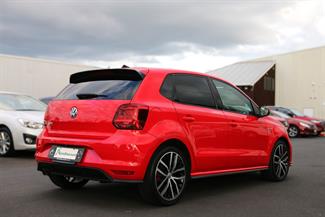 2016 Volkswagen Polo - Thumbnail