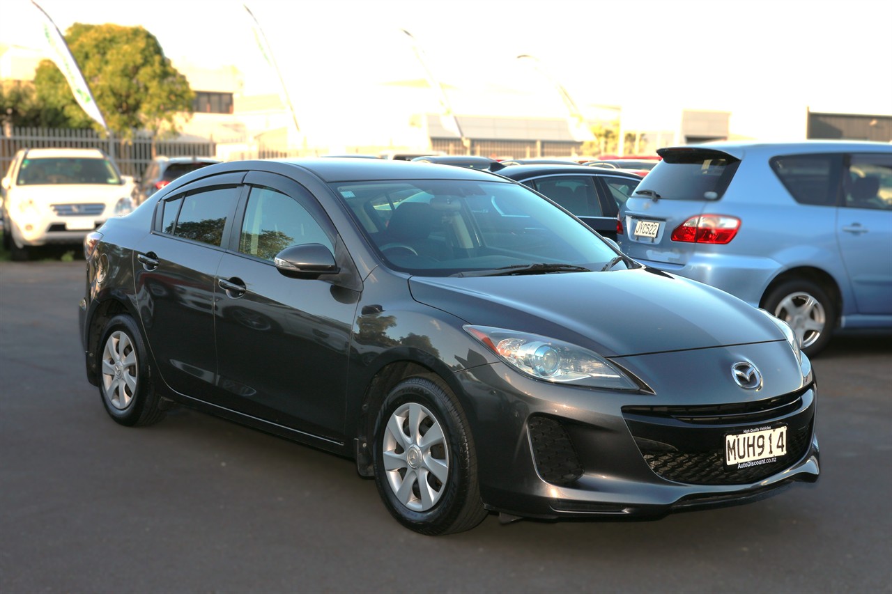 2012 Mazda Axela