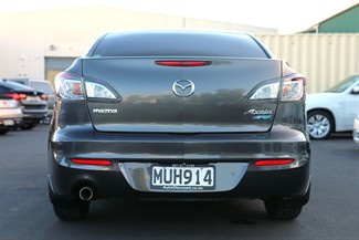 2012 Mazda Axela - Thumbnail
