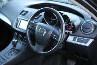 2012 Mazda Axela - Thumbnail