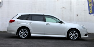 2013 Subaru Legacy - Thumbnail