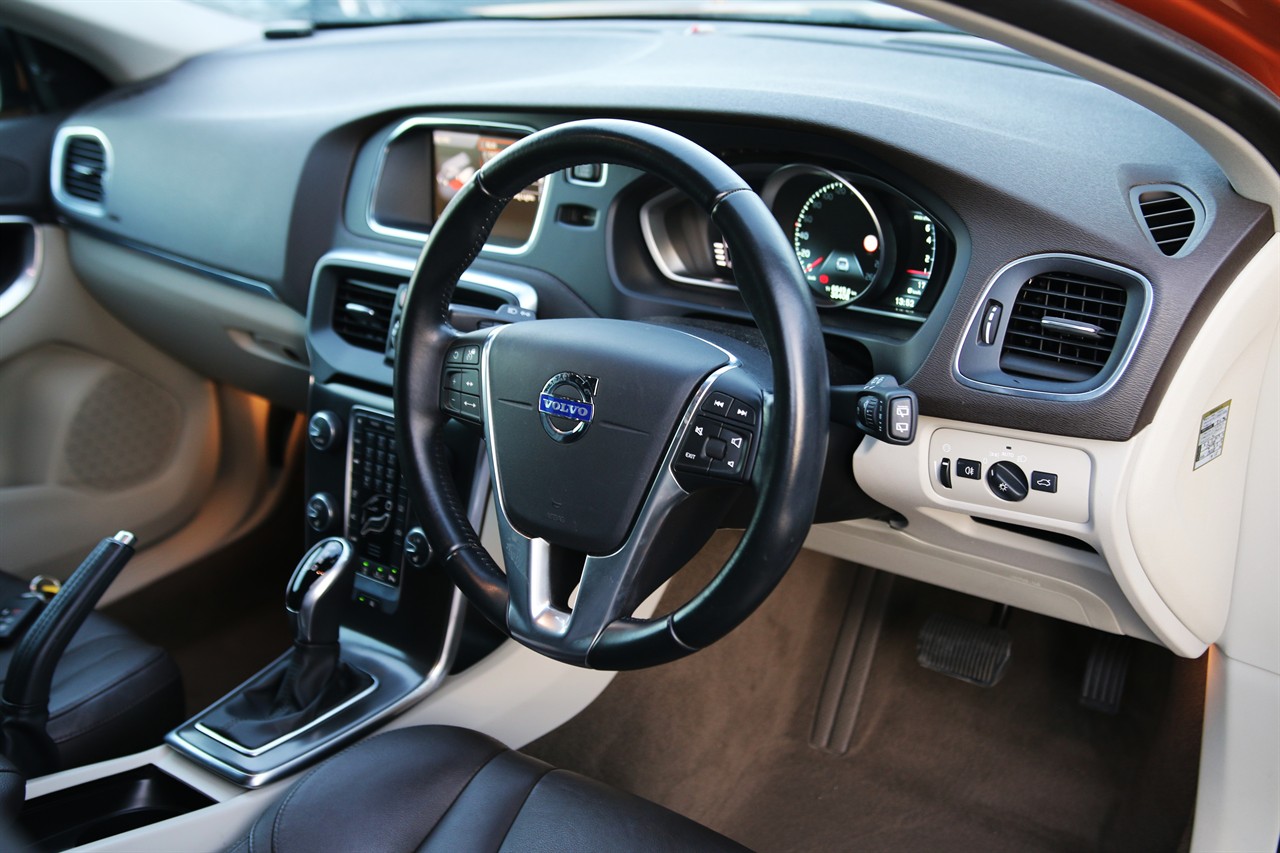 2014 Volvo V40