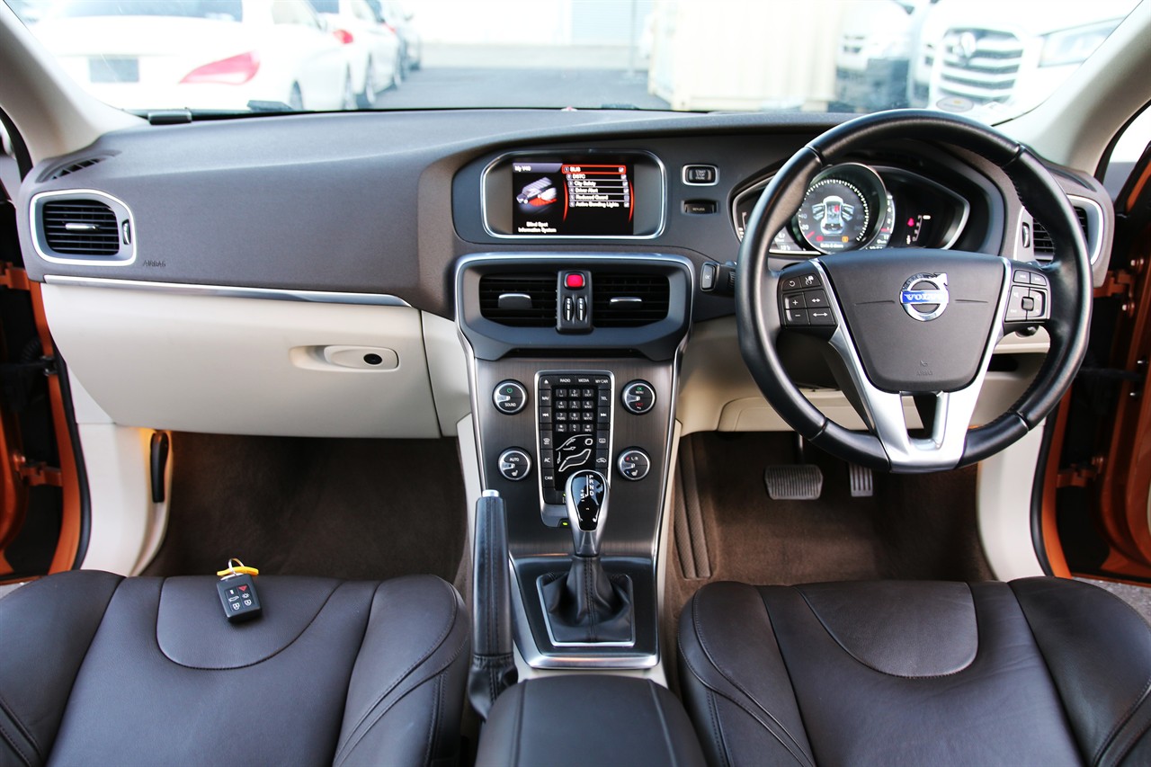 2014 Volvo V40
