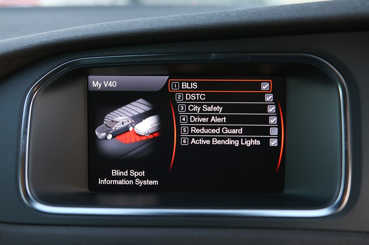 2014 Volvo V40