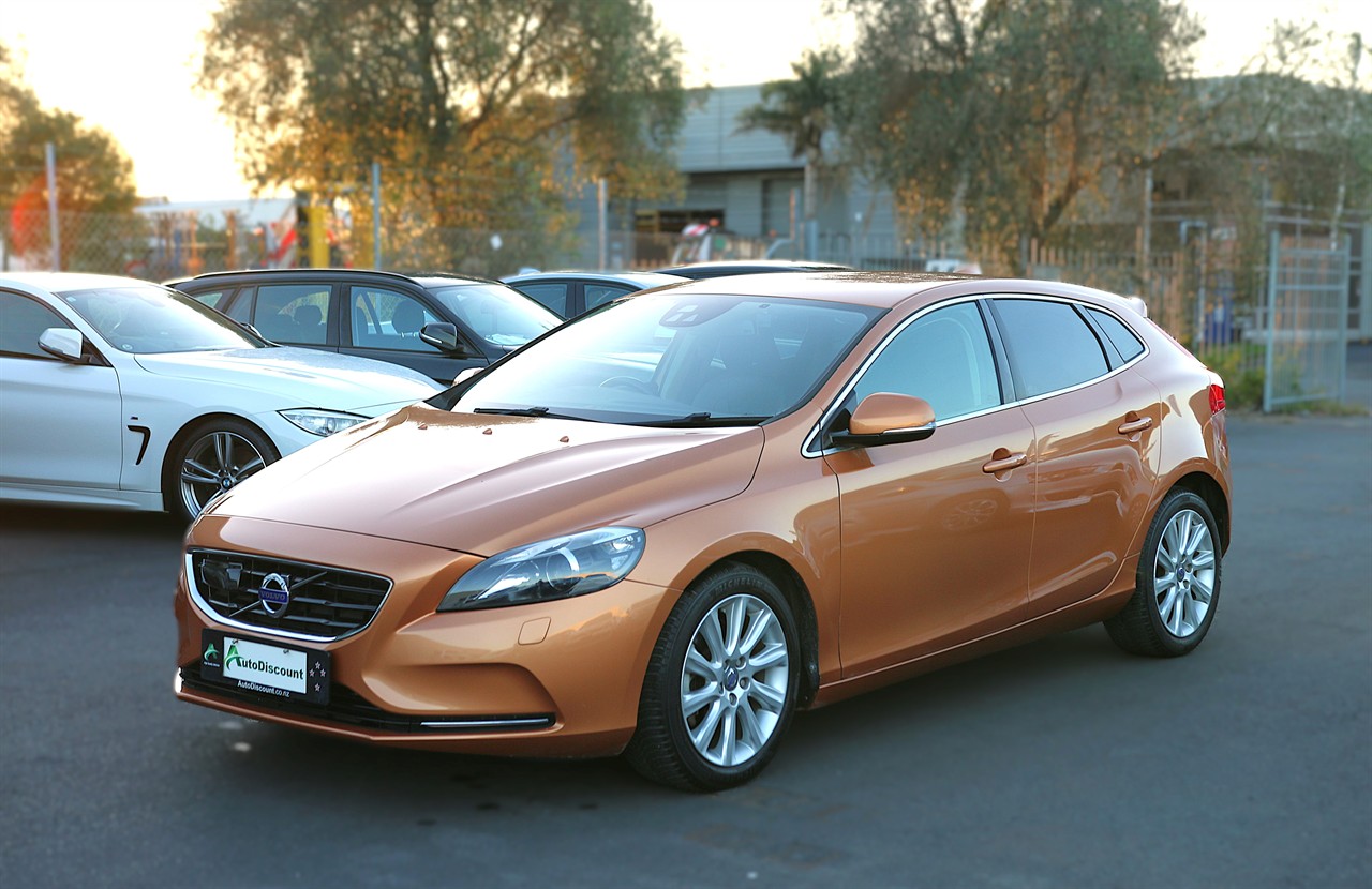 2014 Volvo V40