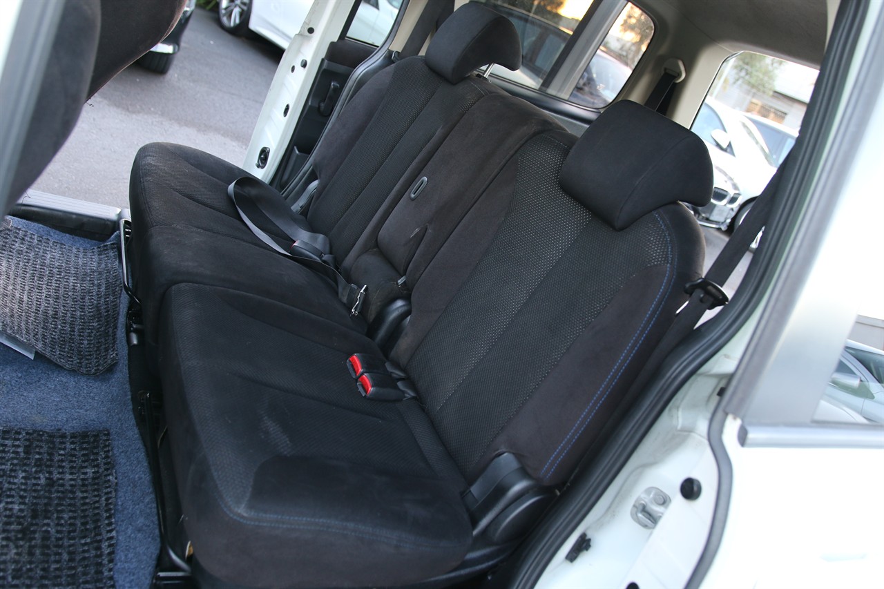 2010 Nissan Lafesta