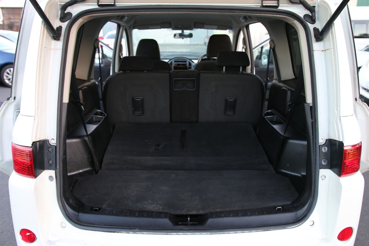 2010 Nissan Lafesta