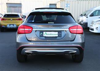2015 Mercedes-Benz GLA250 - Thumbnail