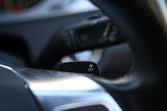 2014 Volkswagen Passat - Thumbnail