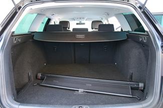 2014 Volkswagen Passat - Thumbnail