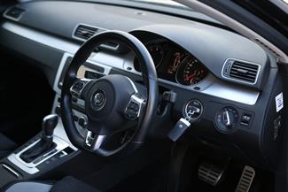 2014 Volkswagen Passat - Thumbnail