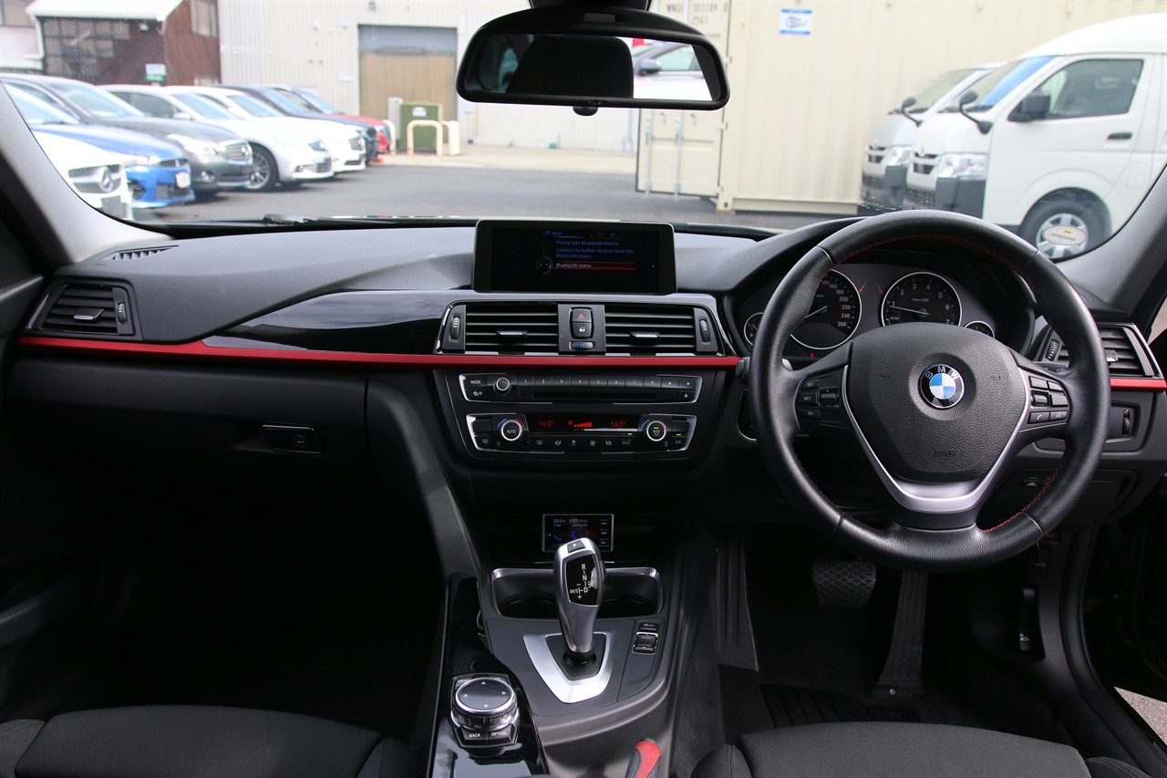 2013 BMW 320i