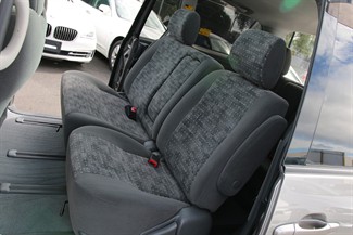2005 Toyota Estima - Thumbnail