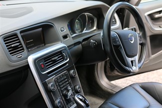 2014 Volvo V60 - Thumbnail
