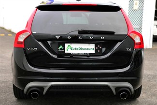 2014 Volvo V60 - Thumbnail