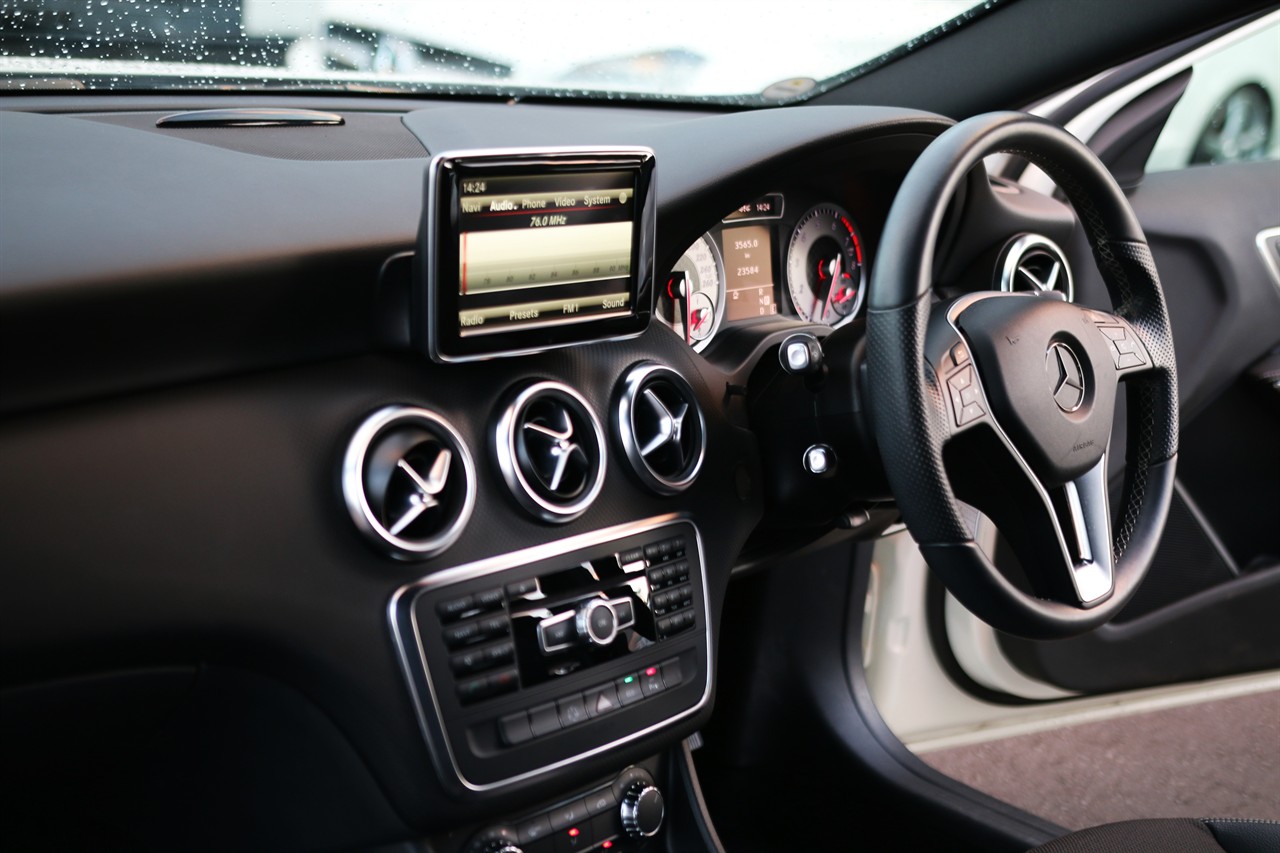 2013 Mercedes-Benz A 180