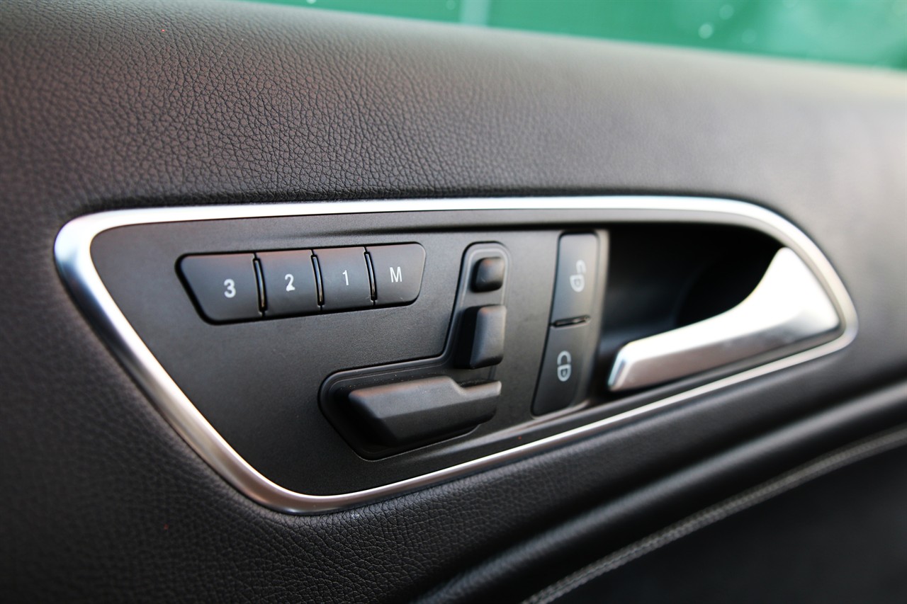 2013 Mercedes-Benz A 180