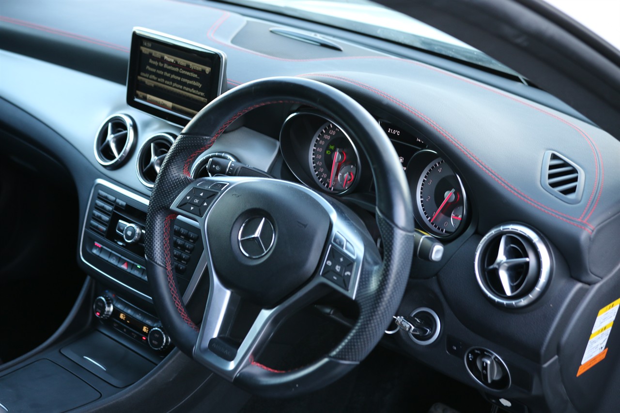 2014 Mercedes-Benz CLA250