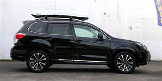 2016 Subaru Forester - Thumbnail