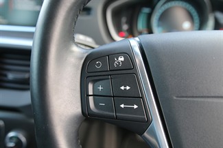 2013 Volvo V40 - Thumbnail