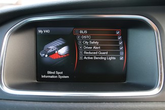 2013 Volvo V40 - Thumbnail