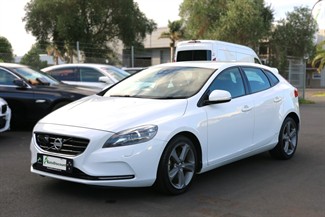2013 Volvo V40 - Thumbnail