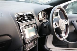 2012 Volkswagen Polo - Thumbnail
