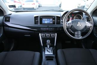 2017 Mitsubishi Lancer - Thumbnail
