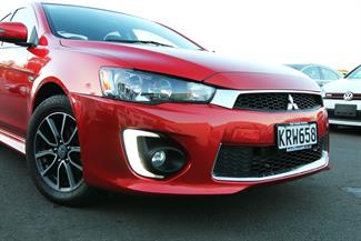 2017 Mitsubishi Lancer - Thumbnail