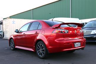 2017 Mitsubishi Lancer - Thumbnail