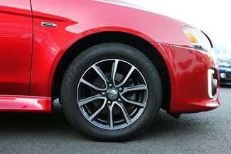 2017 Mitsubishi Lancer - Thumbnail