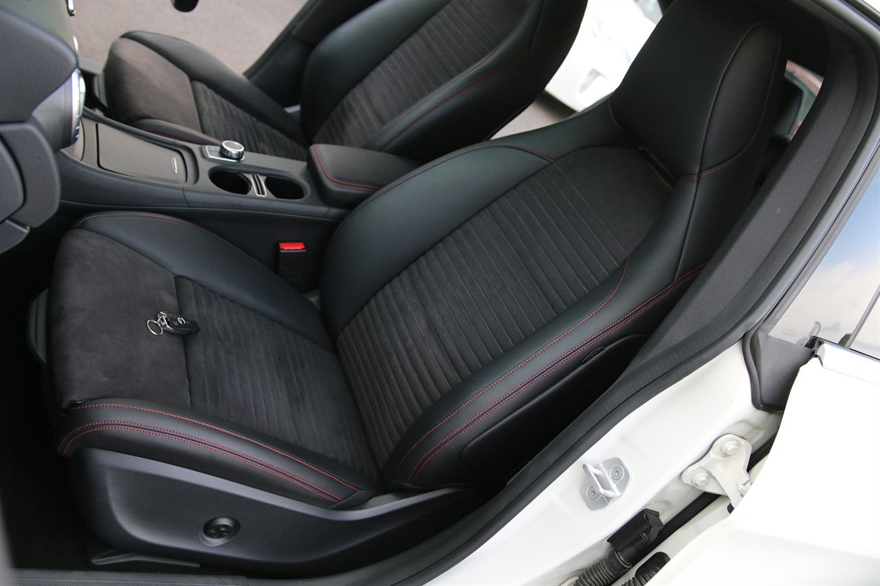 2016 Mercedes-Benz CLA250