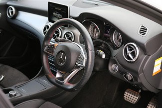 2016 Mercedes-Benz CLA250 - Thumbnail