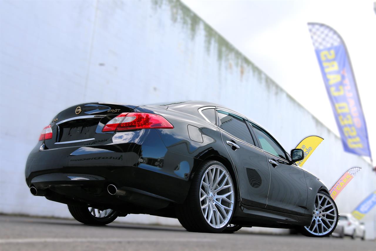 2013 Nissan Fuga