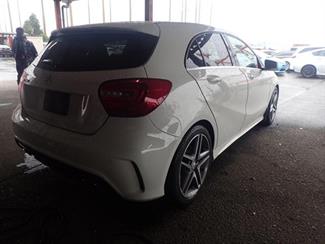2013 Mercedes-Benz A250 - Thumbnail